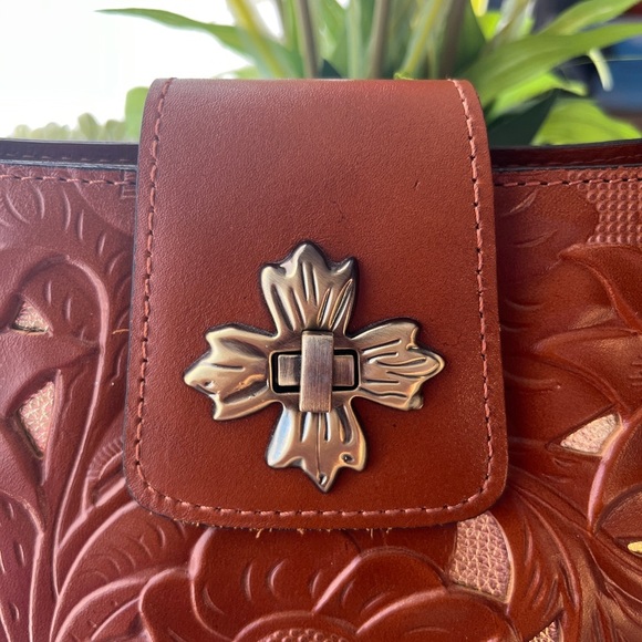 Patricia Nash Rosina Leather Cutout Tooled Shoulder Bag - Picture 16 of 16